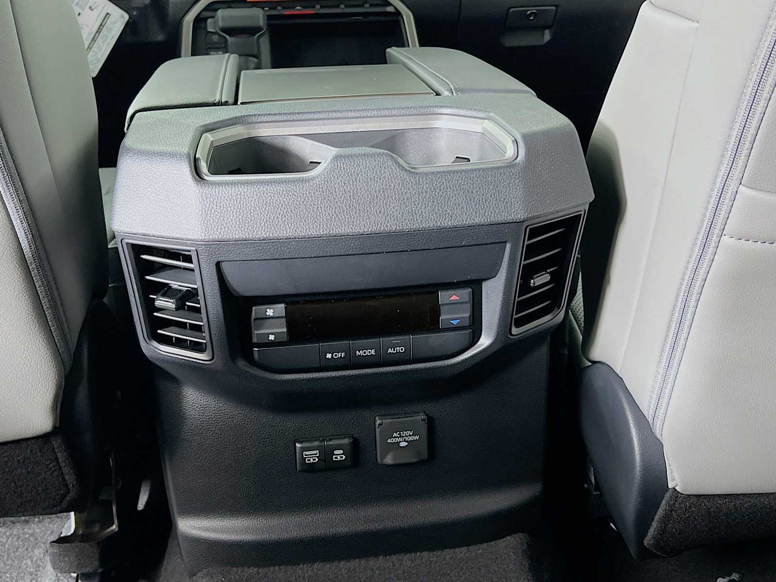 2025 Toyota Sequoia SR5 - Photo 14