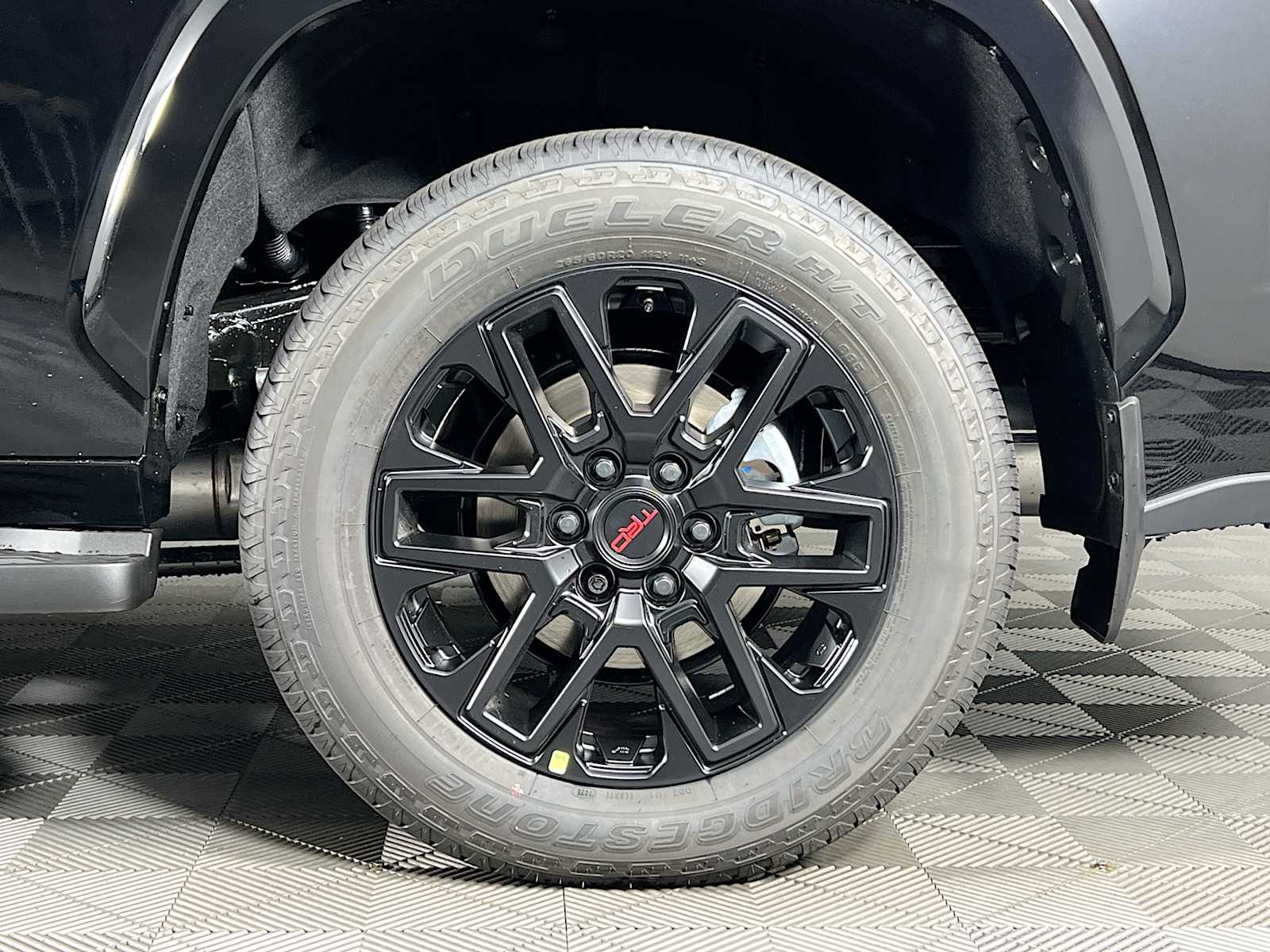 2025 Toyota Sequoia SR5 - Photo 19