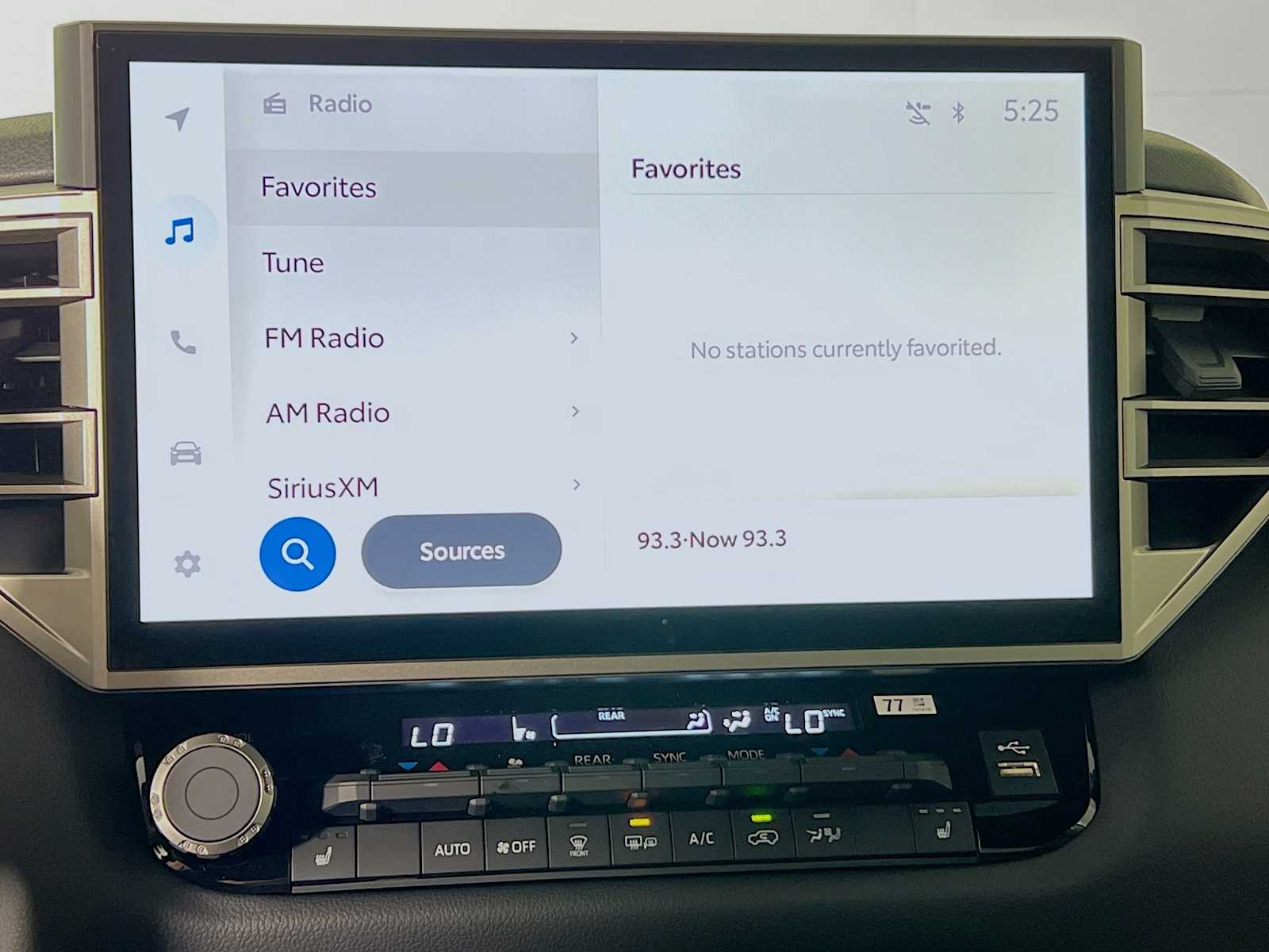 2025 Toyota Sequoia SR5 - Photo 8