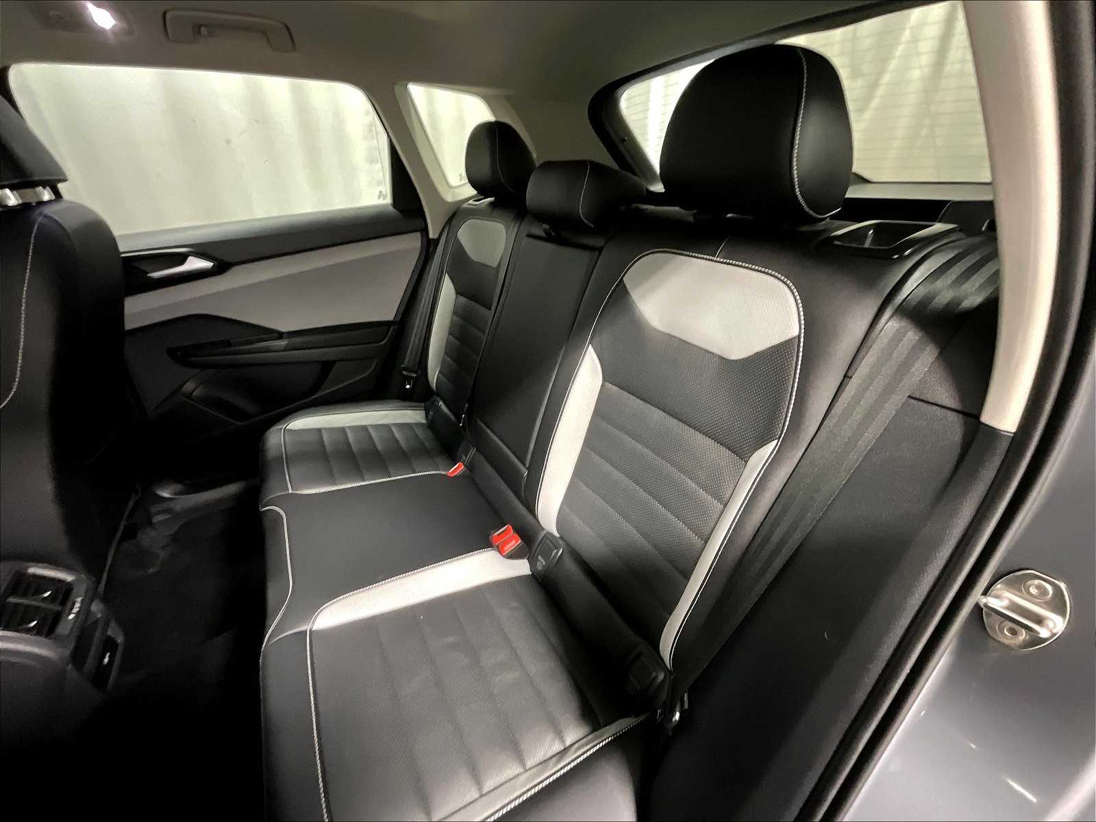 2022 Volkswagen Taos SEL - Photo 15