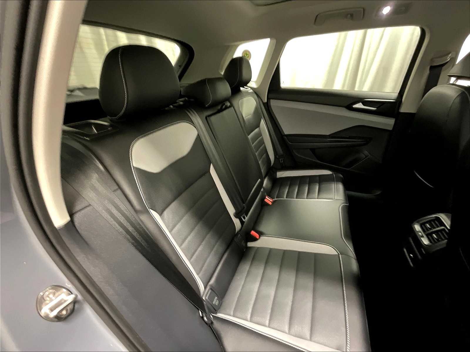 2022 Volkswagen Taos SEL - Photo 16