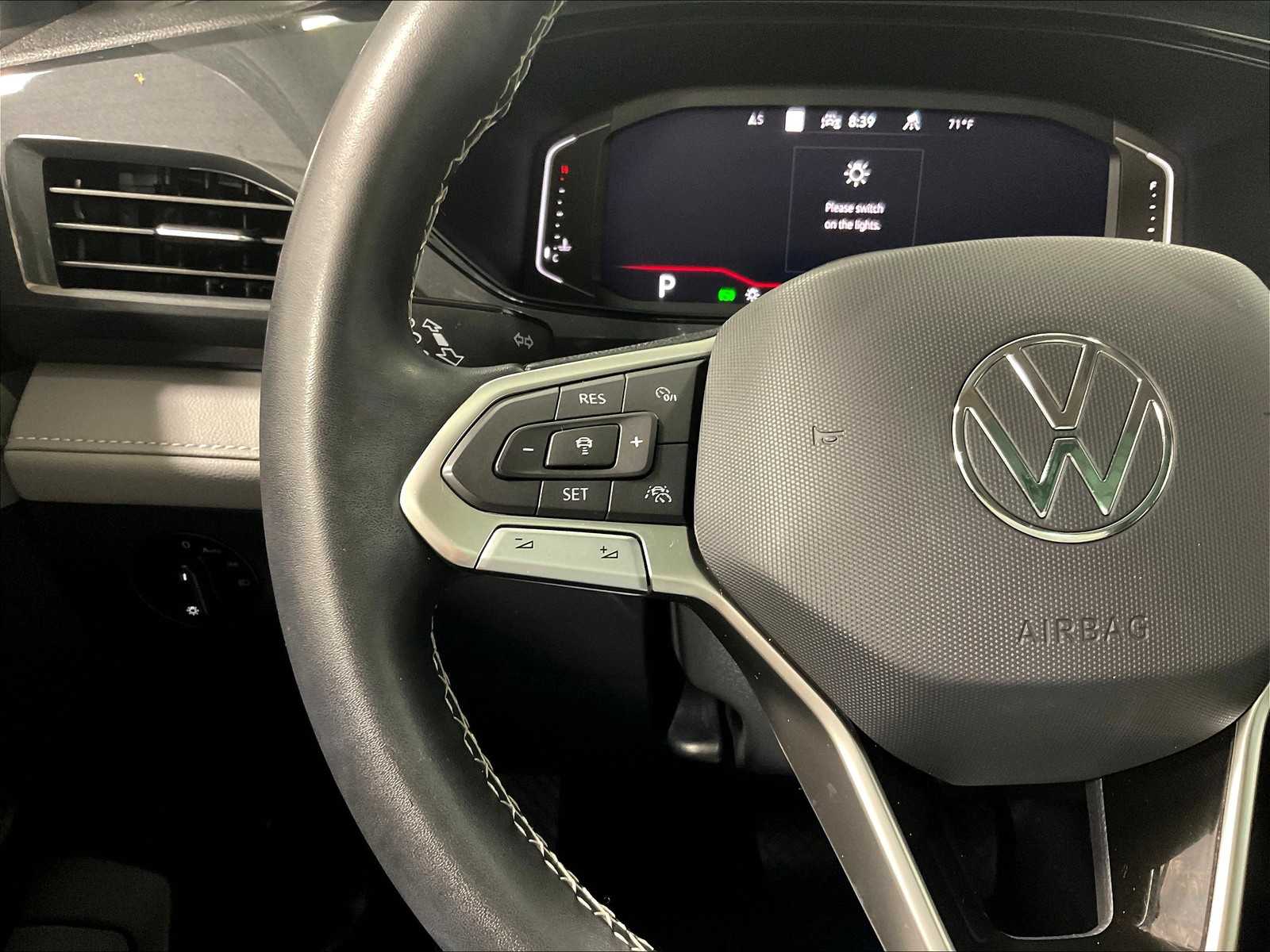 2022 Volkswagen Taos SEL - Photo 23