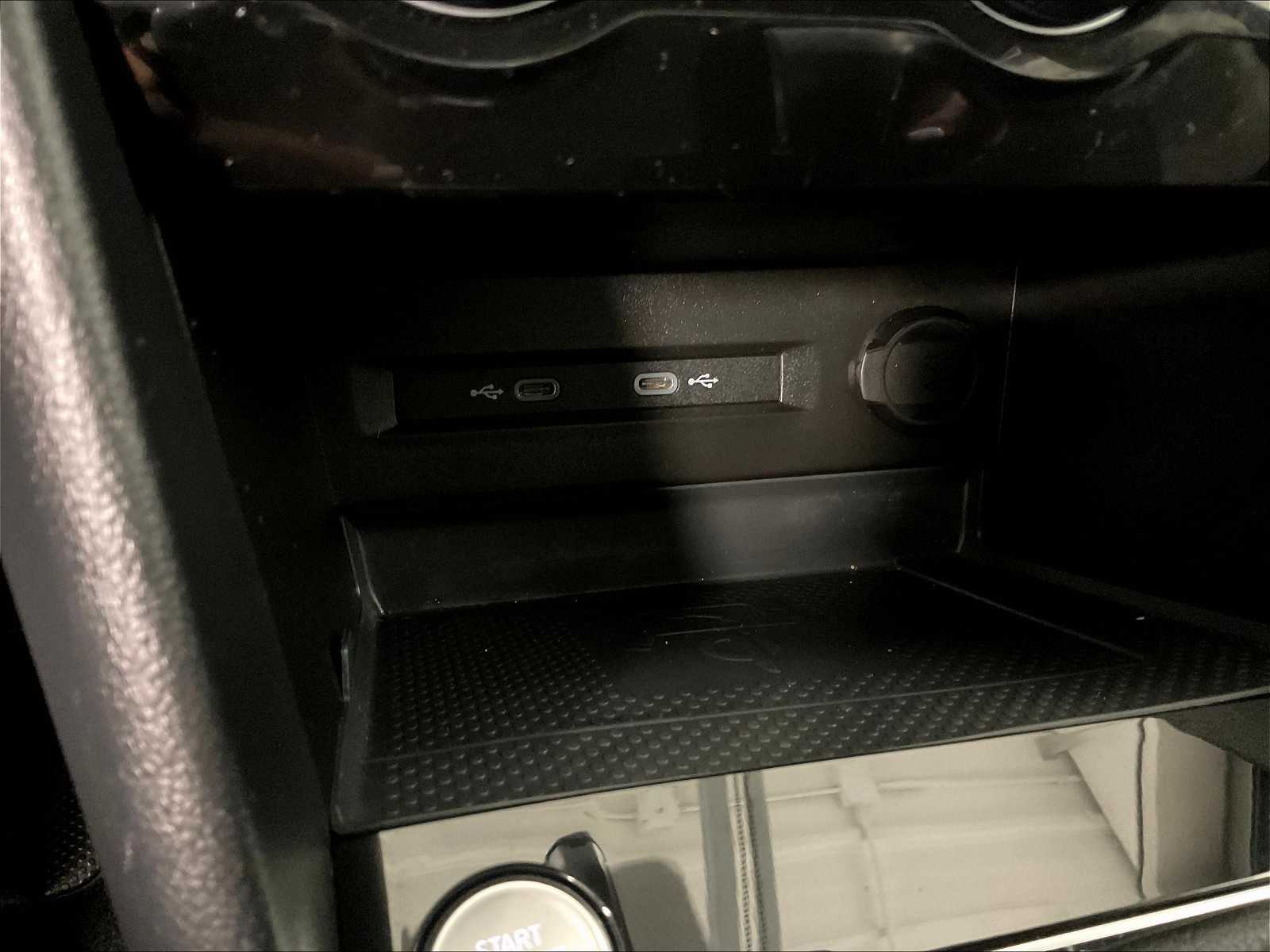 2022 Volkswagen Taos SEL - Photo 27