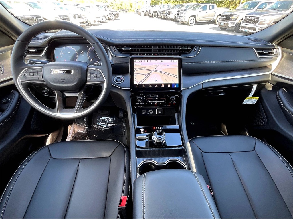2025 Jeep Grand Cherokee L Limited - Photo 12