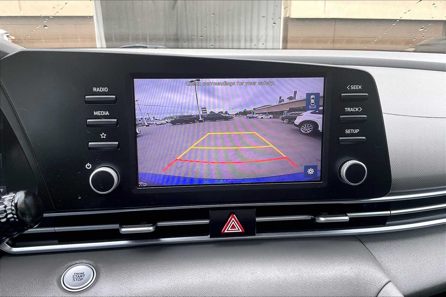 2022 Hyundai Elantra SEL - Photo 19