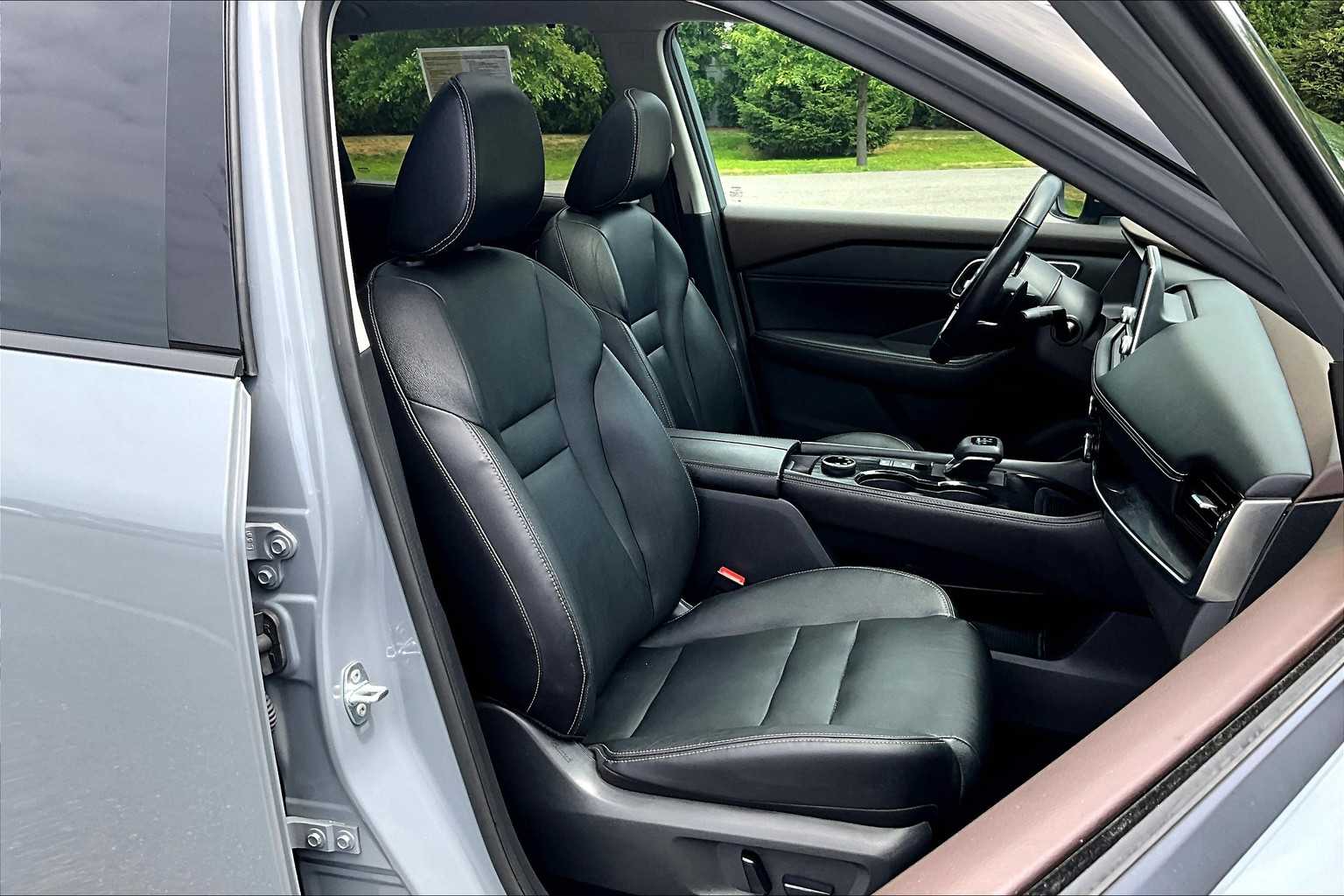 2021 Nissan Rogue SL - Photo 11