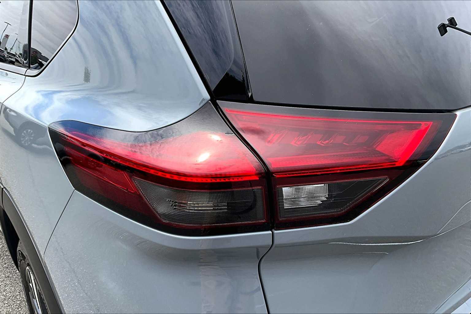 2021 Nissan Rogue SL - Photo 34