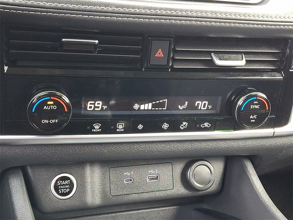 2022 Nissan Rogue SV - Photo 16