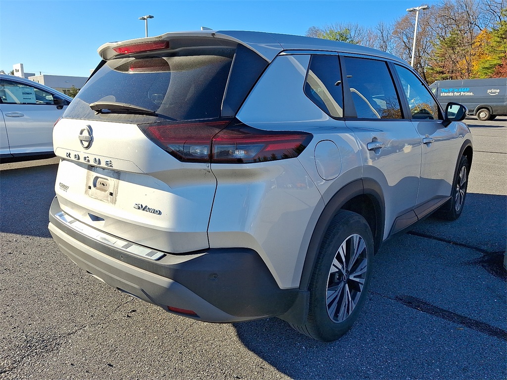 2022 Nissan Rogue SV - Photo 7