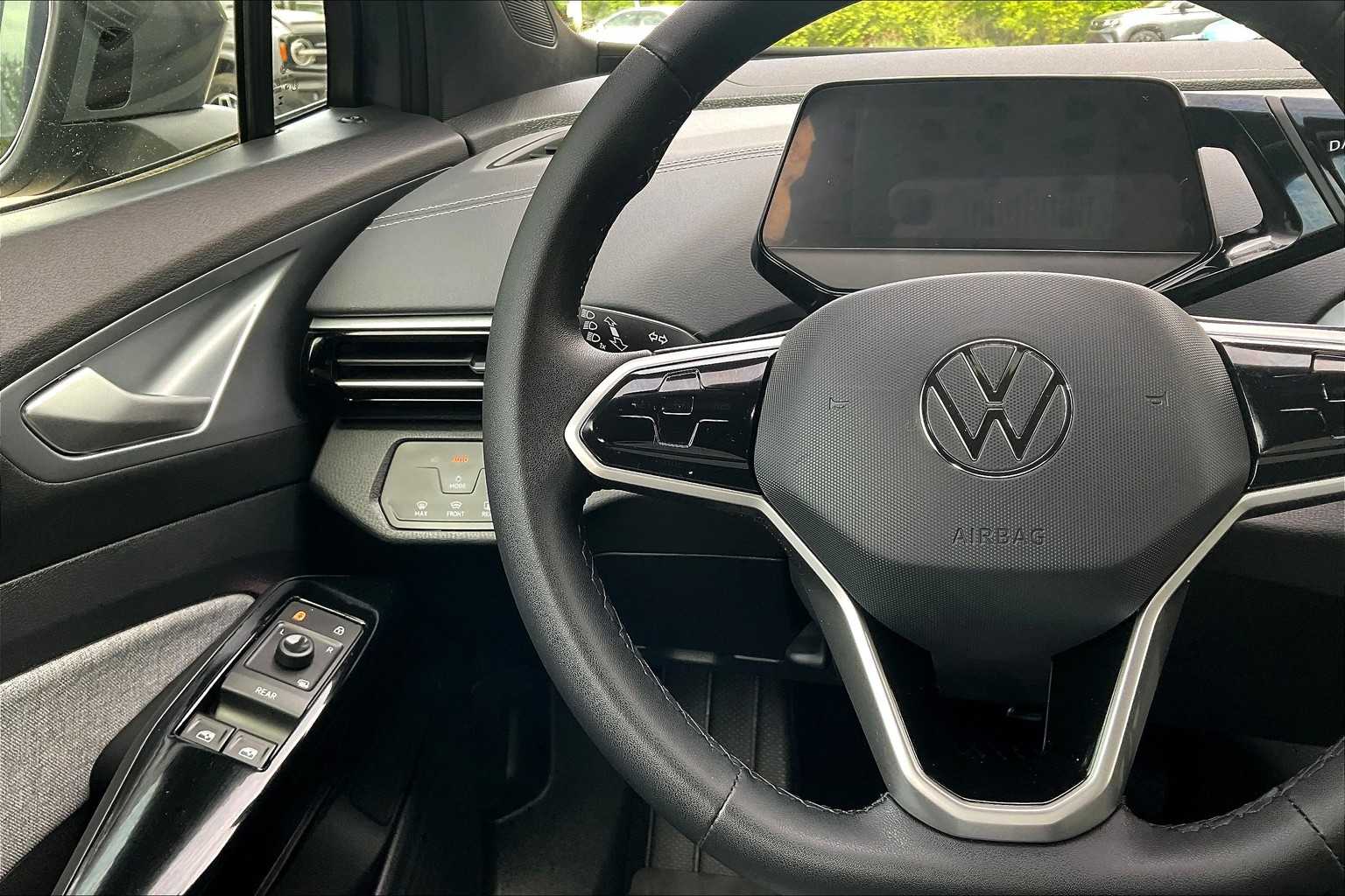 2023 Volkswagen ID.4 Pro - Photo 23