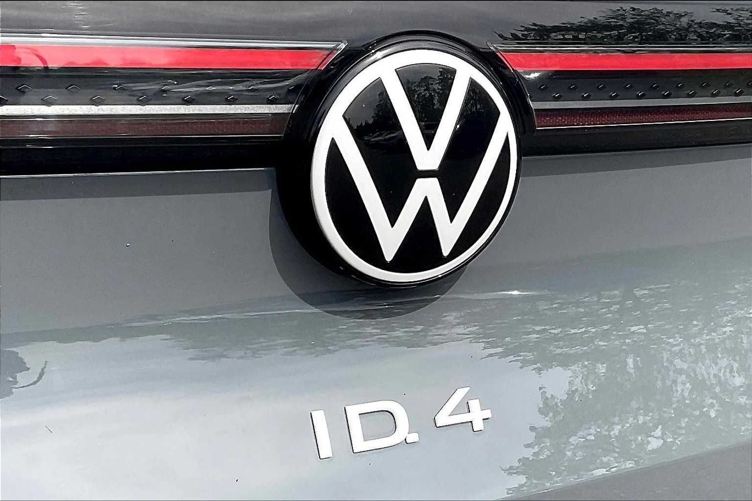 2023 Volkswagen ID.4 Pro - Photo 28