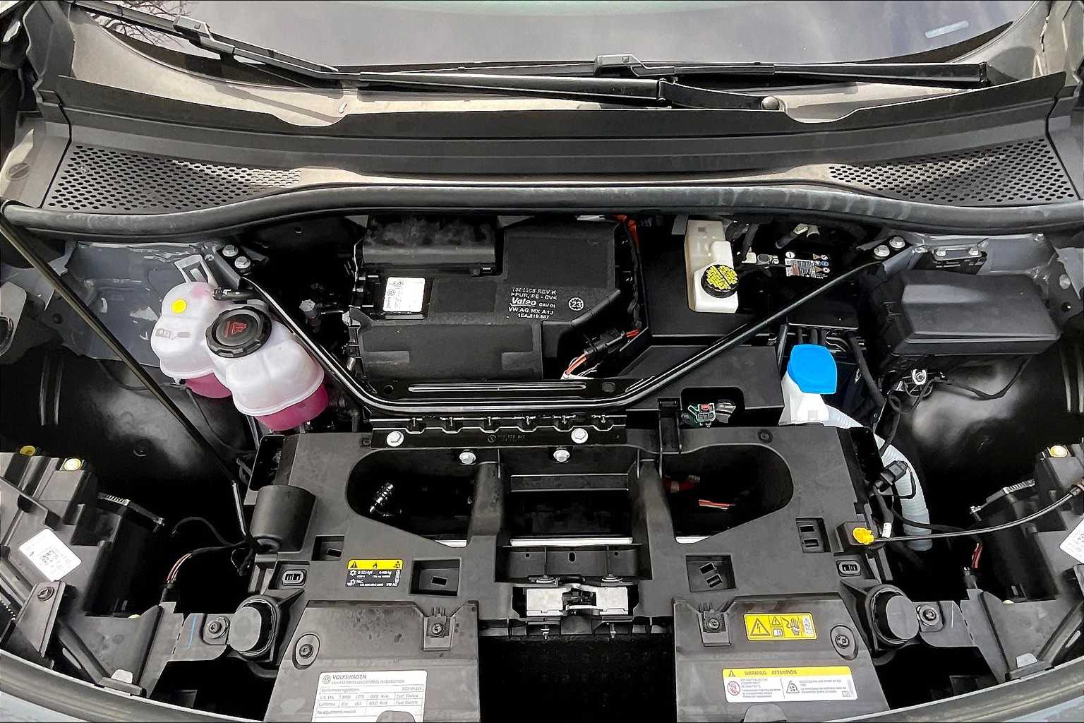 2023 Volkswagen ID.4 Pro - Photo 29