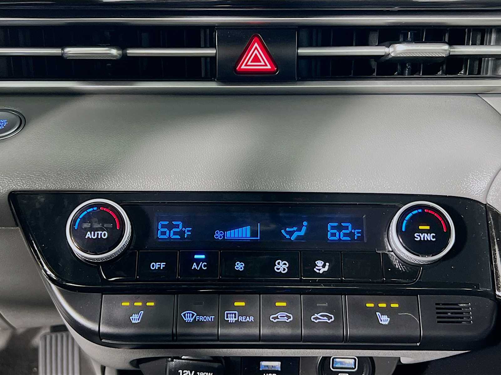 2022 Hyundai Elantra SEL - Photo 15