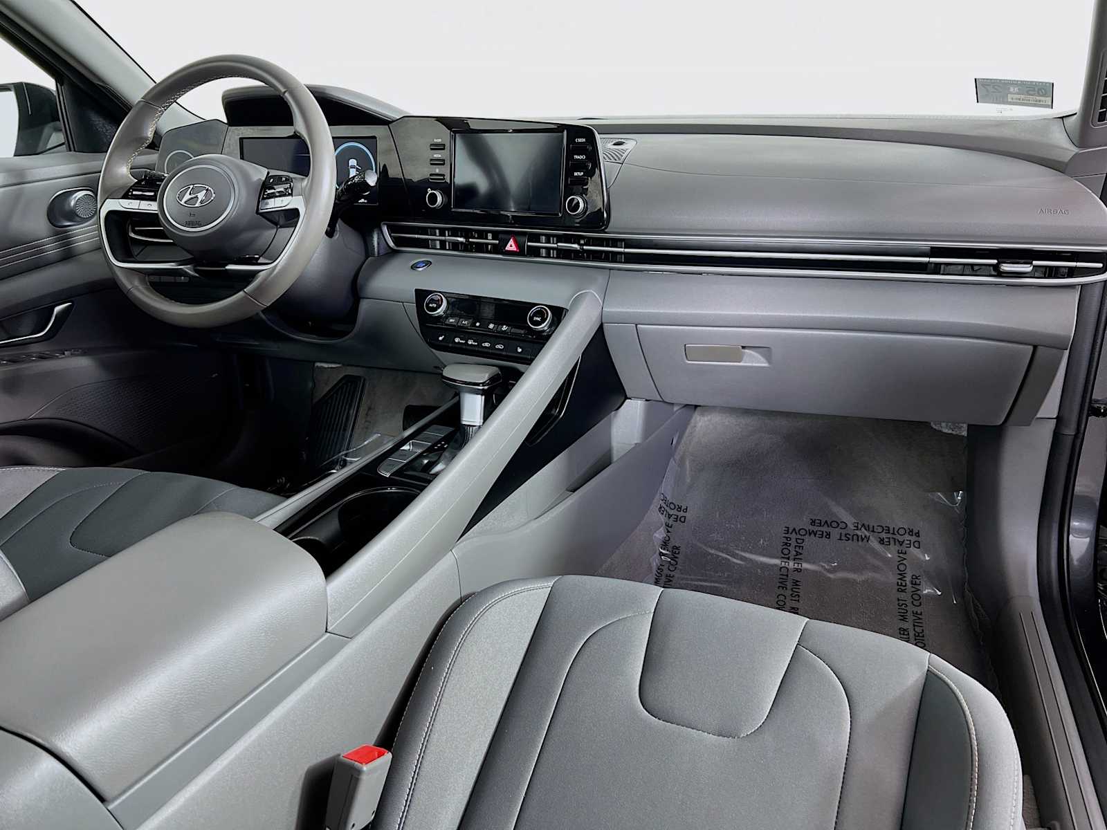 2022 Hyundai Elantra SEL - Photo 29