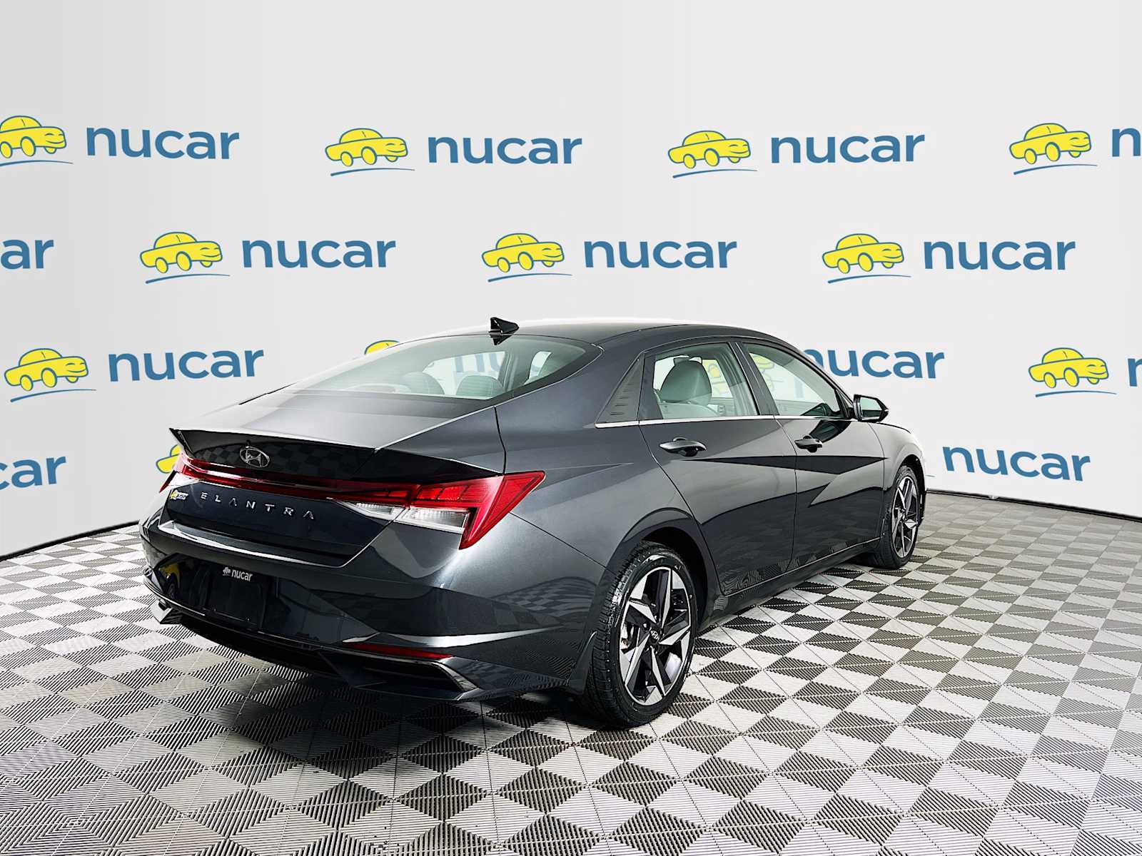 2022 Hyundai Elantra SEL - Photo 7