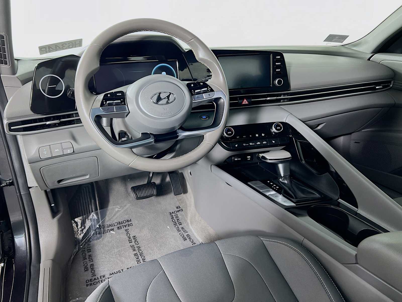 2022 Hyundai Elantra SEL - Photo 9