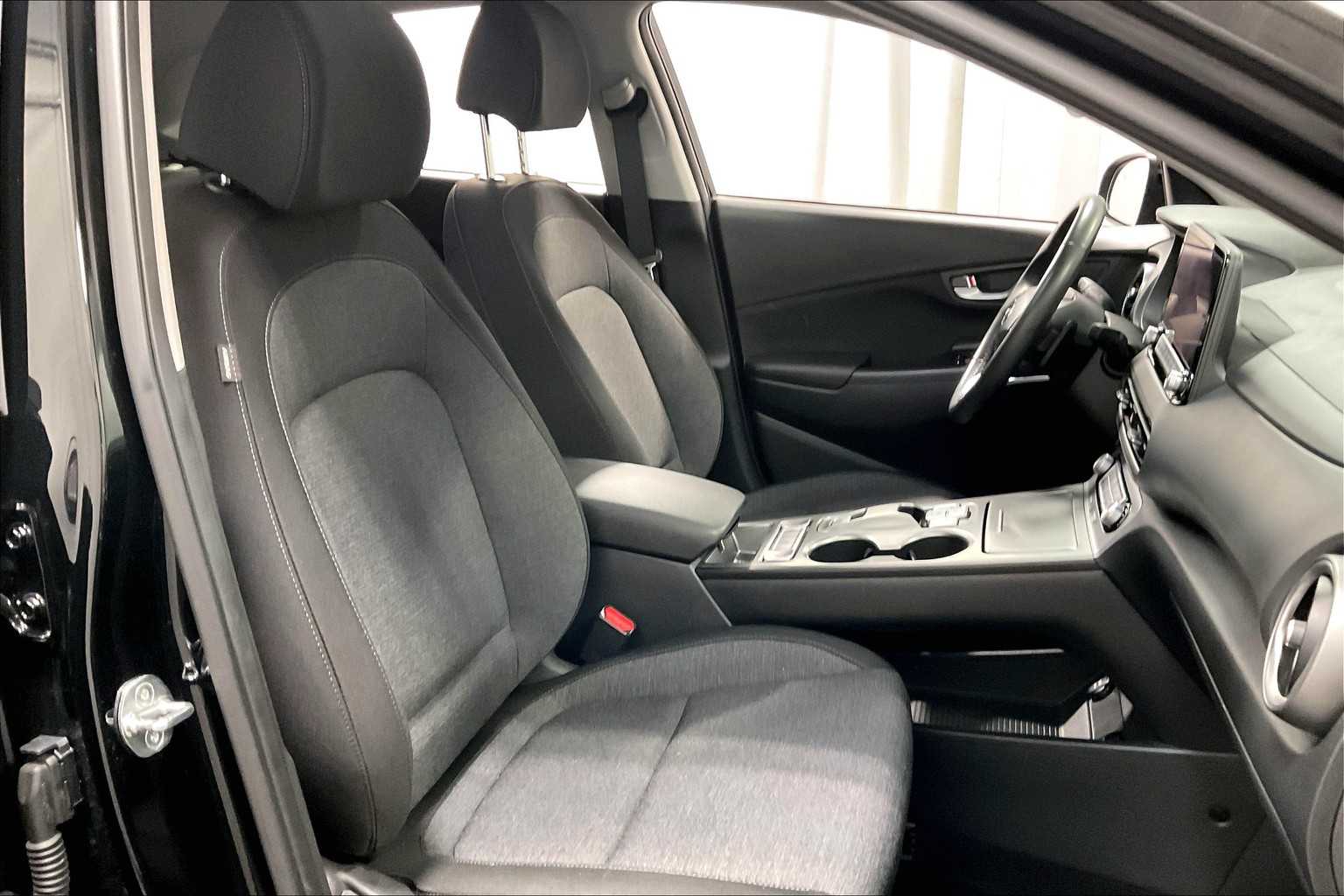 2023 Hyundai Kona Electric SEL - Photo 11