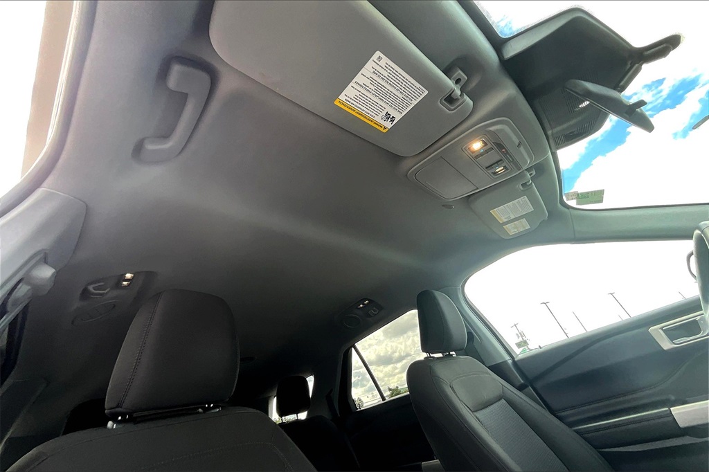2022 Ford Explorer XLT - Photo 23