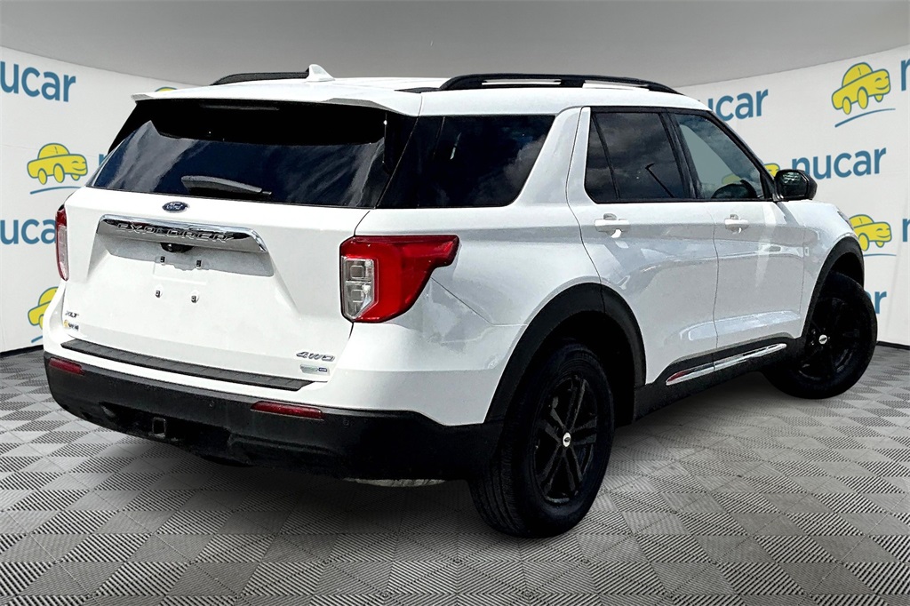 2022 Ford Explorer XLT - Photo 6