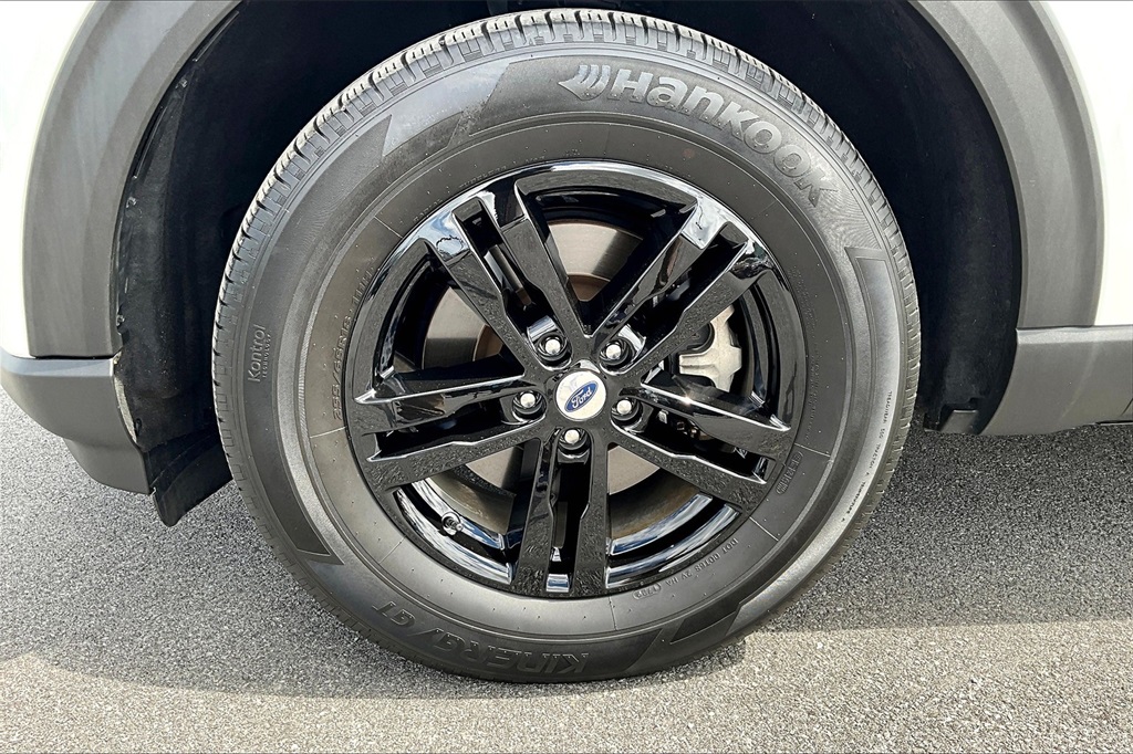 2022 Ford Explorer XLT - Photo 7