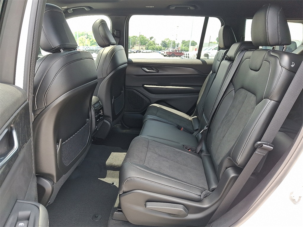 2025 Jeep Grand Cherokee L Altitude X - Photo 6