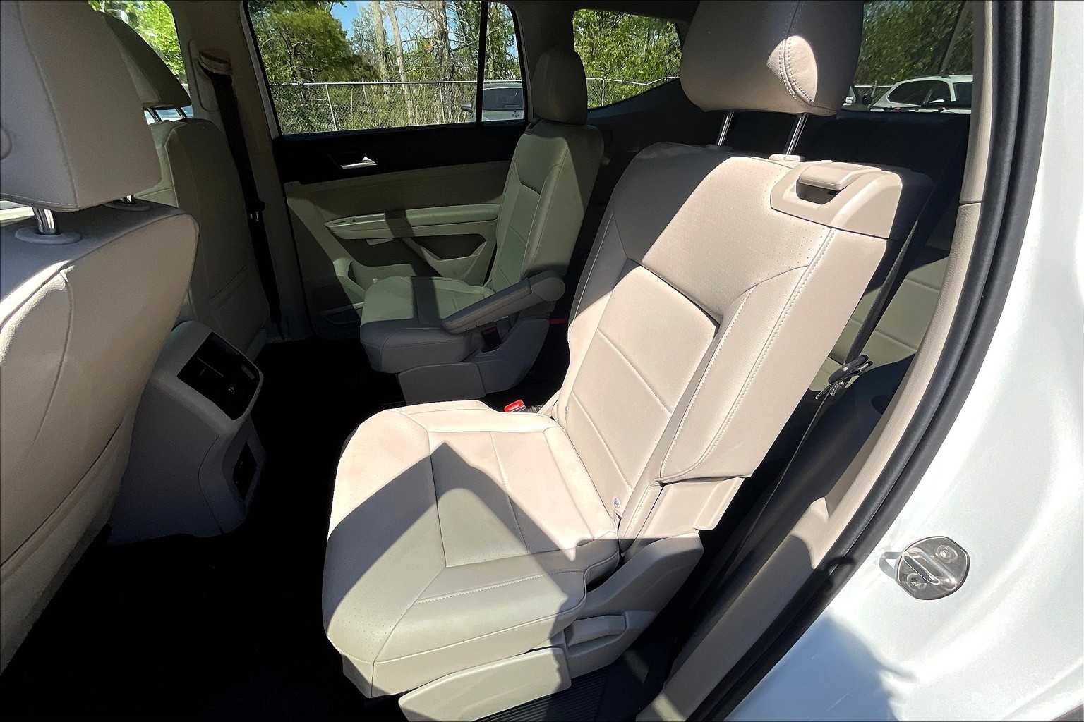 2021 Volkswagen Atlas 3.6L V6 SE w/Technology - Photo 15