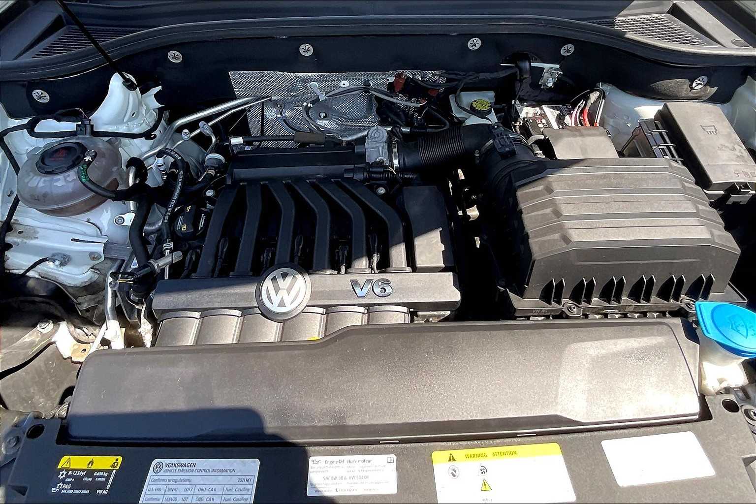 2021 Volkswagen Atlas 3.6L V6 SE w/Technology - Photo 31