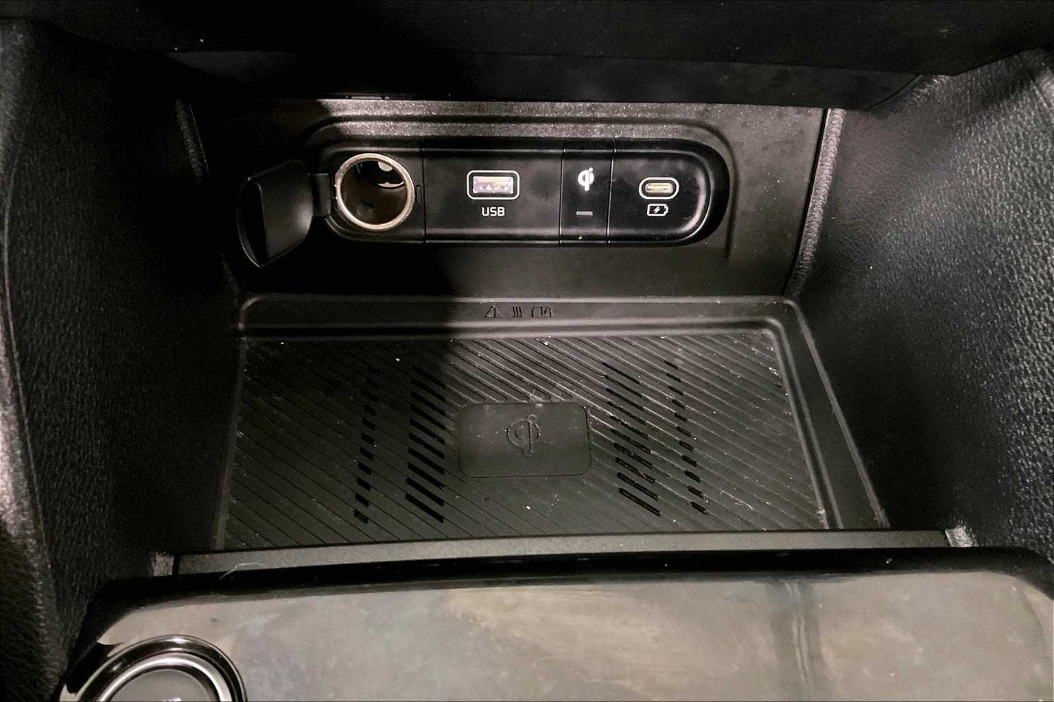 2023 Kia Sportage EX - Photo 27