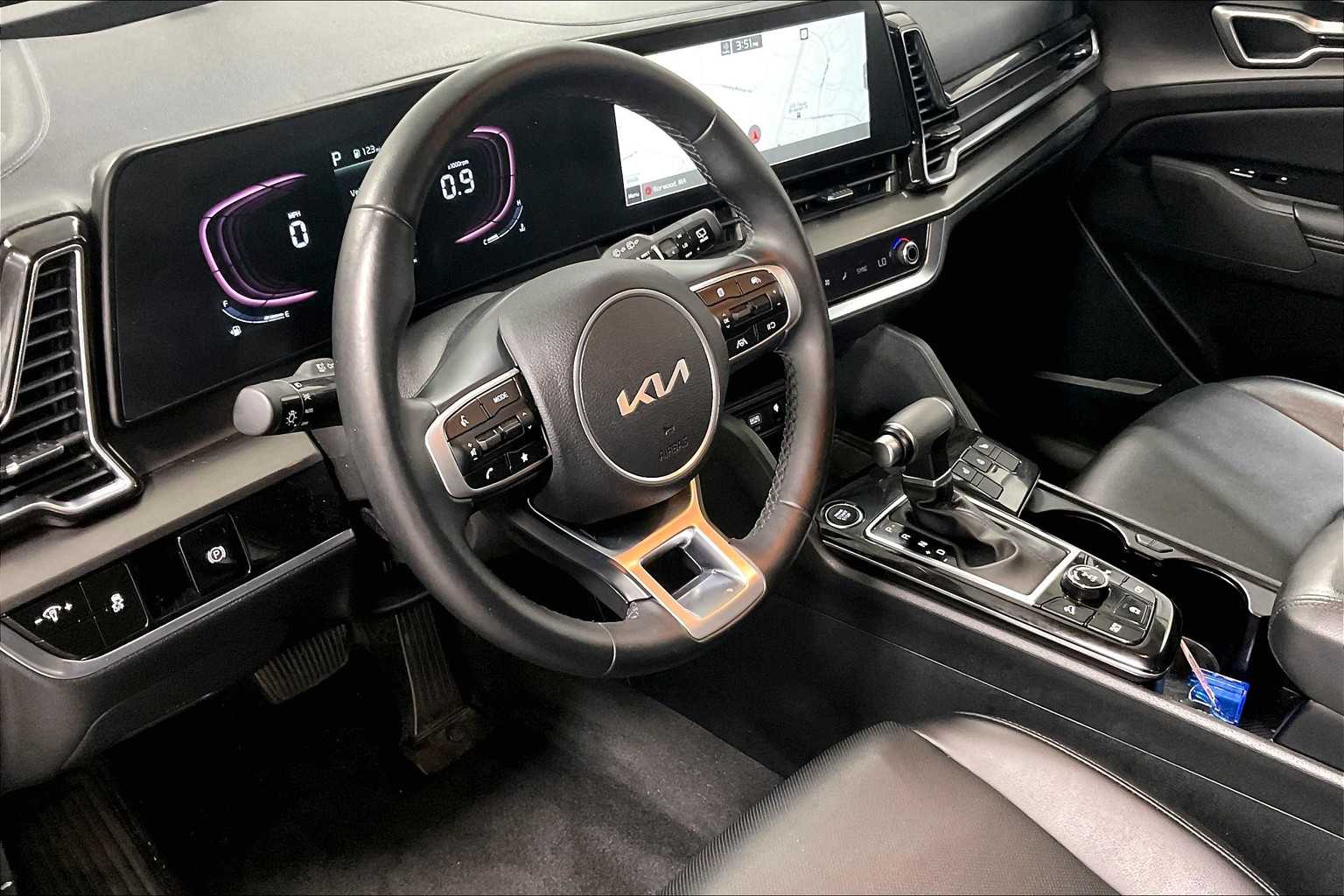 2023 Kia Sportage EX - Photo 8