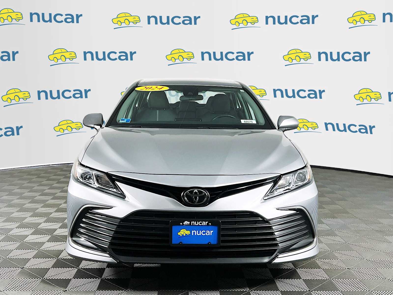 2024 Toyota Camry LE - Photo 2