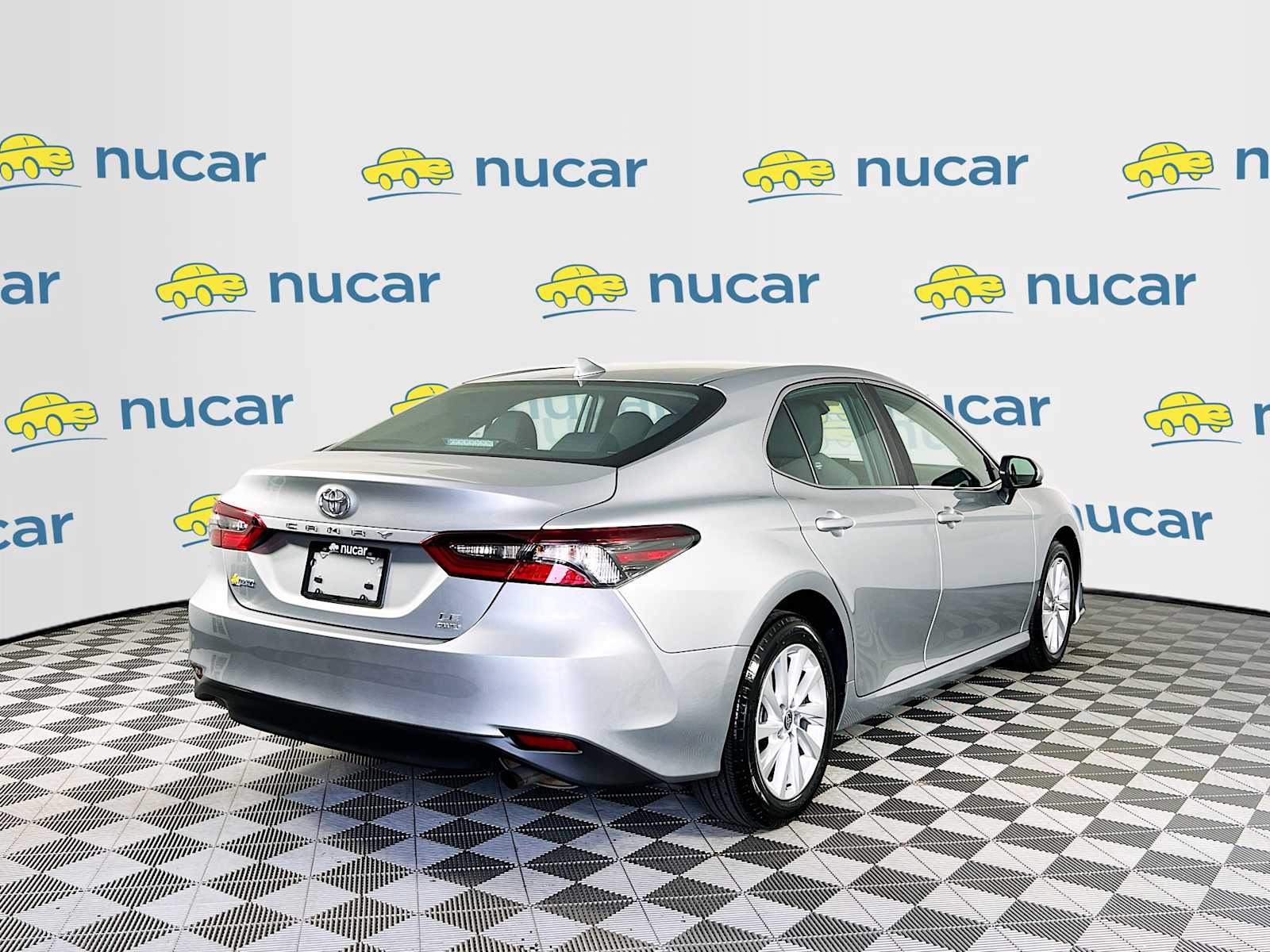 2024 Toyota Camry LE - Photo 7
