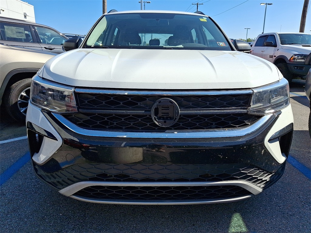 2022 Volkswagen Taos 1.5T S - Photo 2