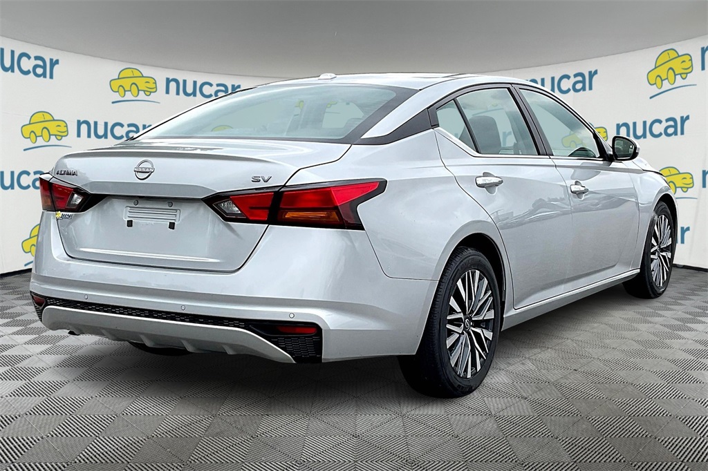 2023 Nissan Altima 2.5 SV - Photo 6