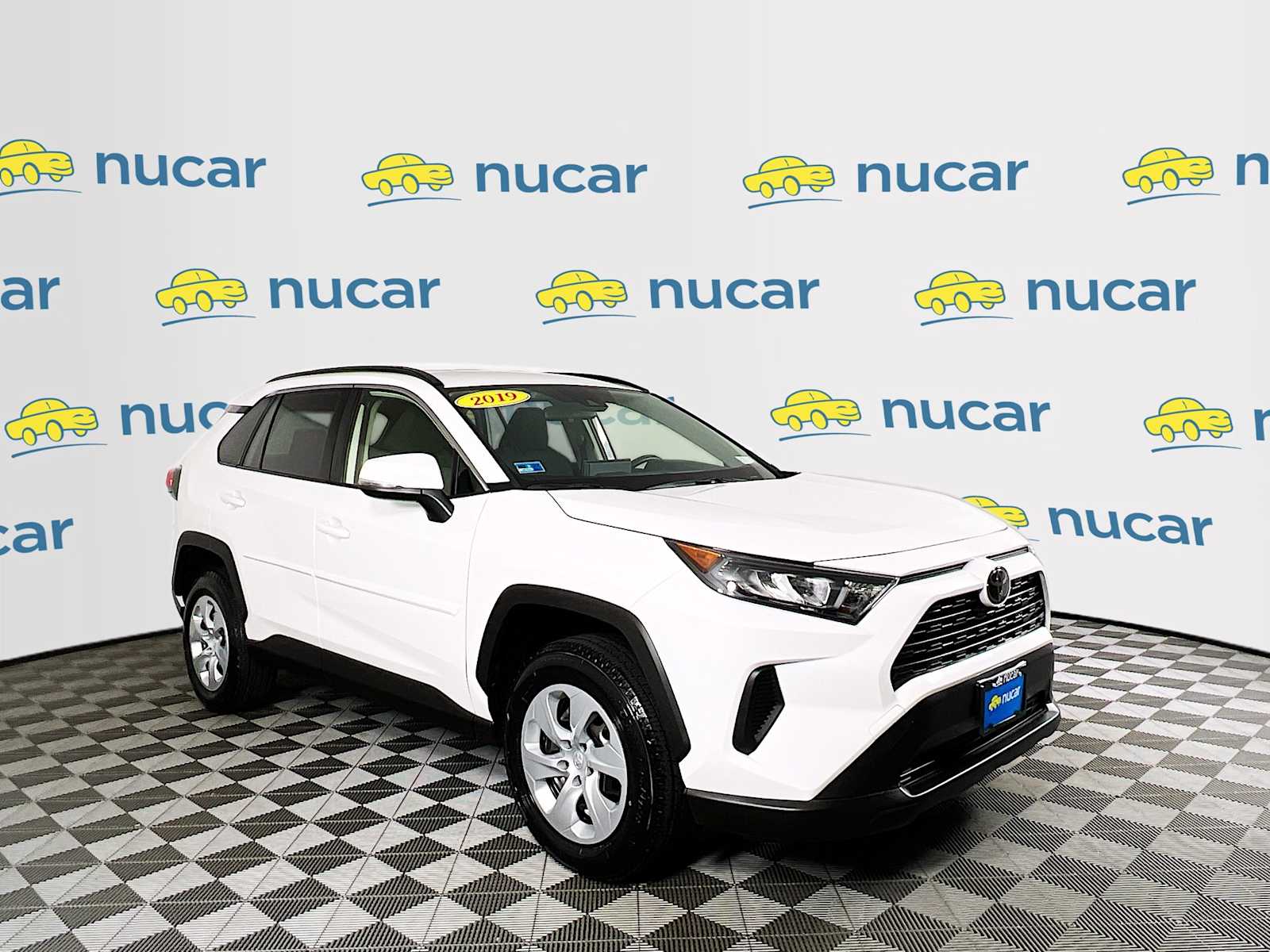 2019 Toyota RAV4 LE