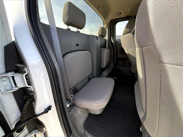 2016 Nissan Frontier S - Photo 15