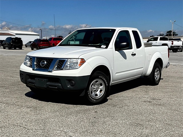 2016 Nissan Frontier S - Photo 2