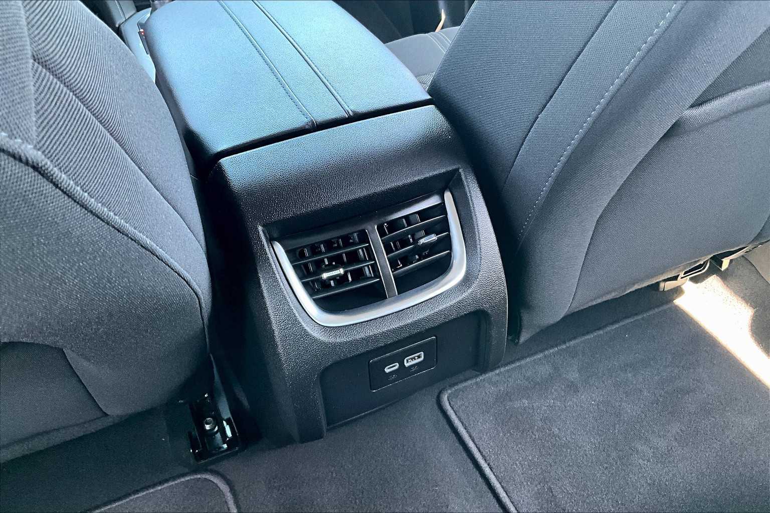 2022 Chevrolet Blazer LT - Photo 26