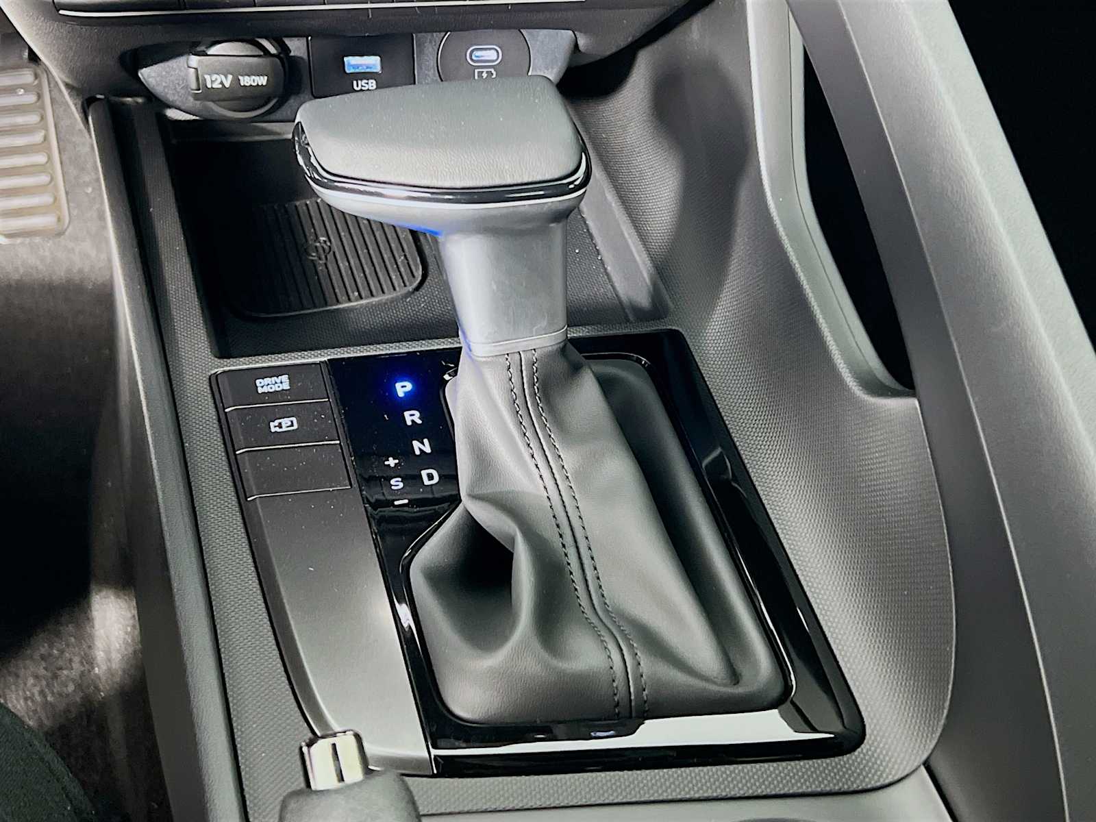 2025 Hyundai Elantra SEL Sport - Photo 11