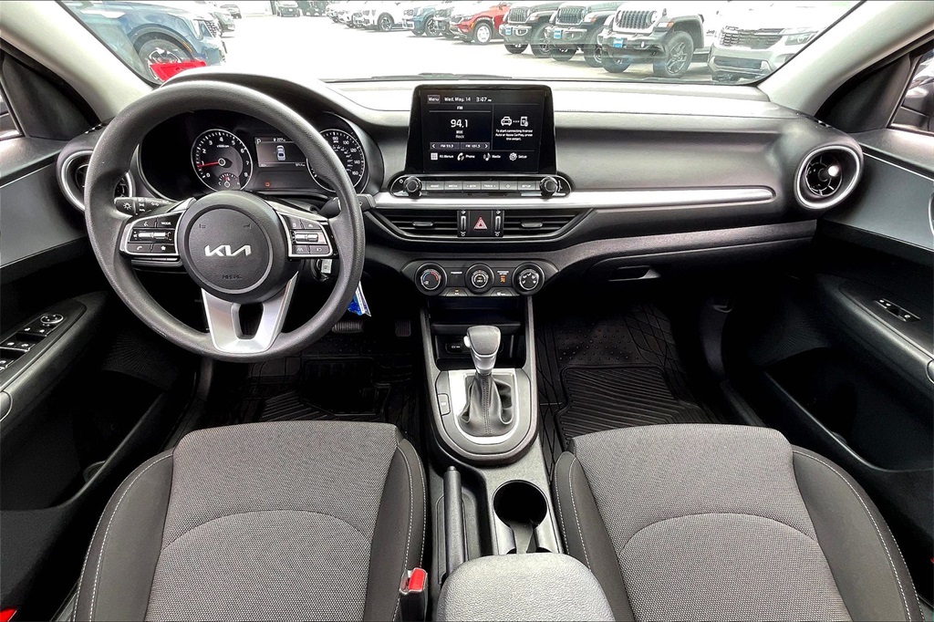2022 Kia Forte LXS - Photo 20