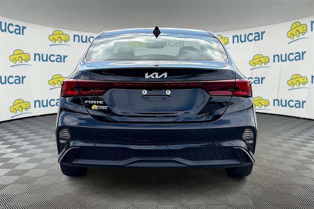 2022 Kia Forte LXS - Photo 5