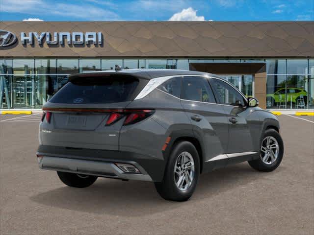 2025 Hyundai Tucson SE - Photo 4