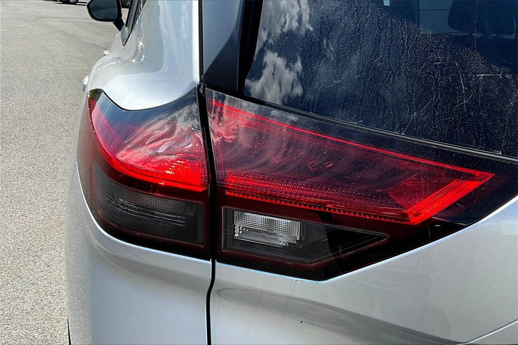 2023 Nissan Rogue SV - Photo 33