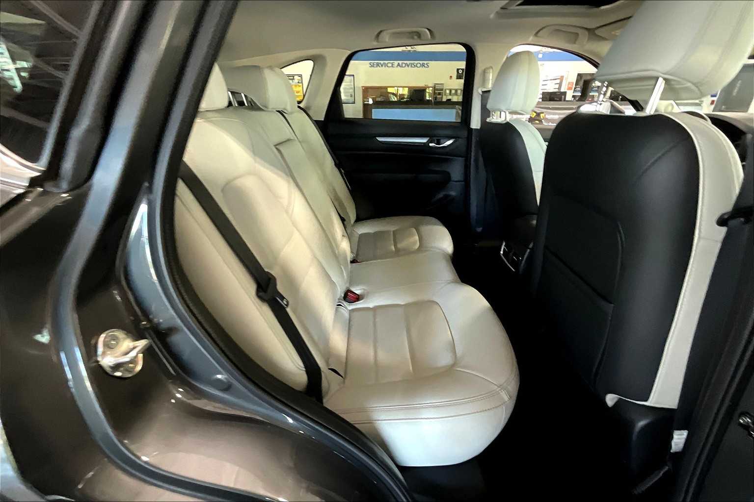 2022 Mazda CX-5 2.5 S Preferred Package - Photo 16