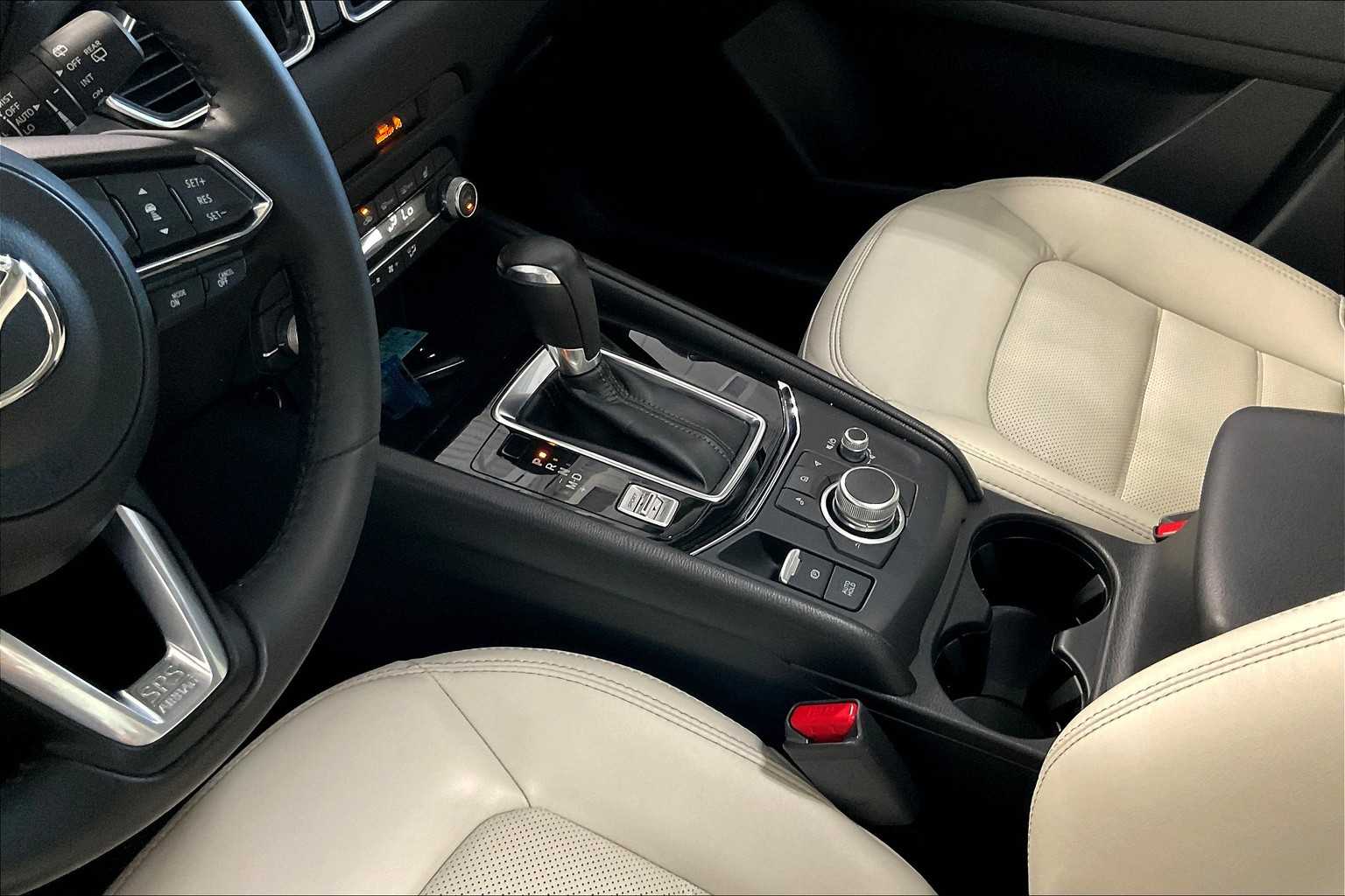 2022 Mazda CX-5 2.5 S Preferred Package - Photo 20