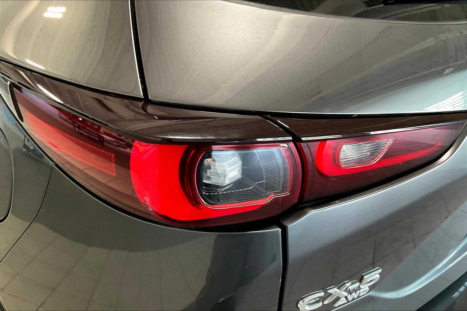 2022 Mazda CX-5 2.5 S Preferred Package - Photo 32