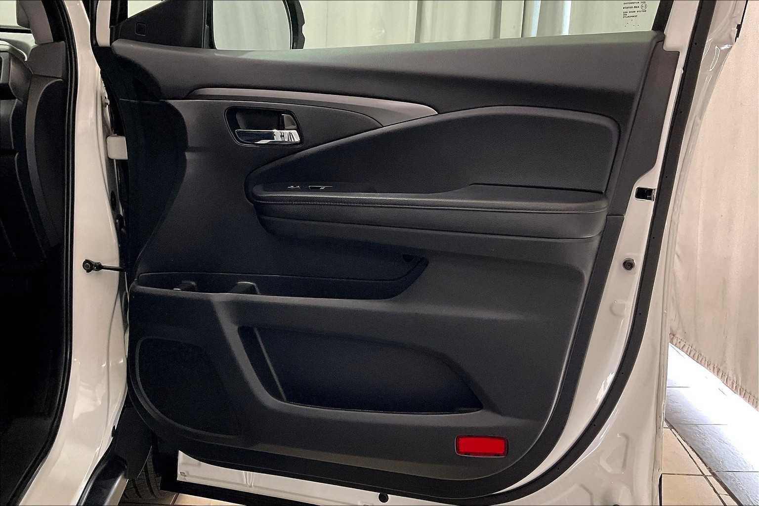 2022 Honda Pilot Special Edition - Photo 12