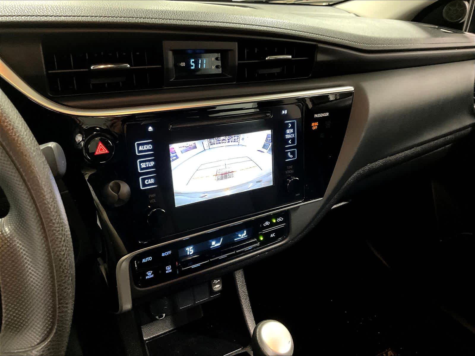 2017 Toyota Corolla LE - Photo 19