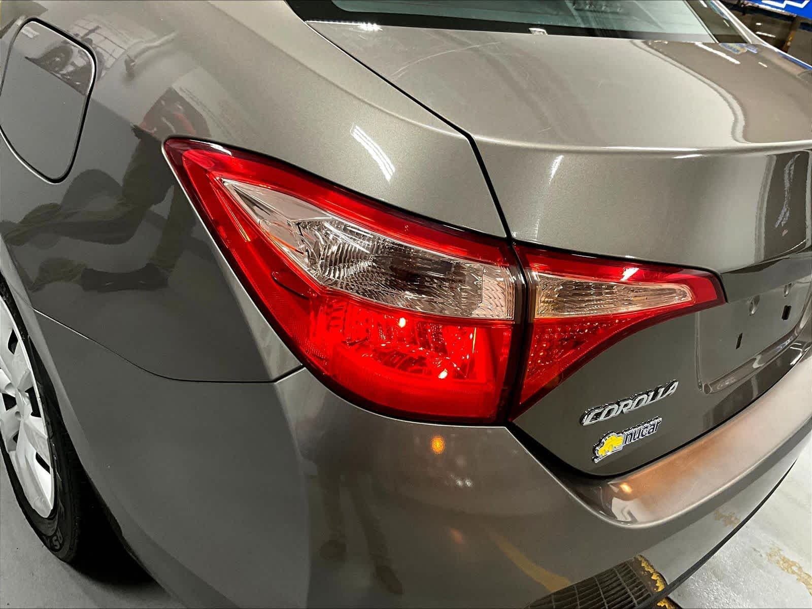 2017 Toyota Corolla LE - Photo 31