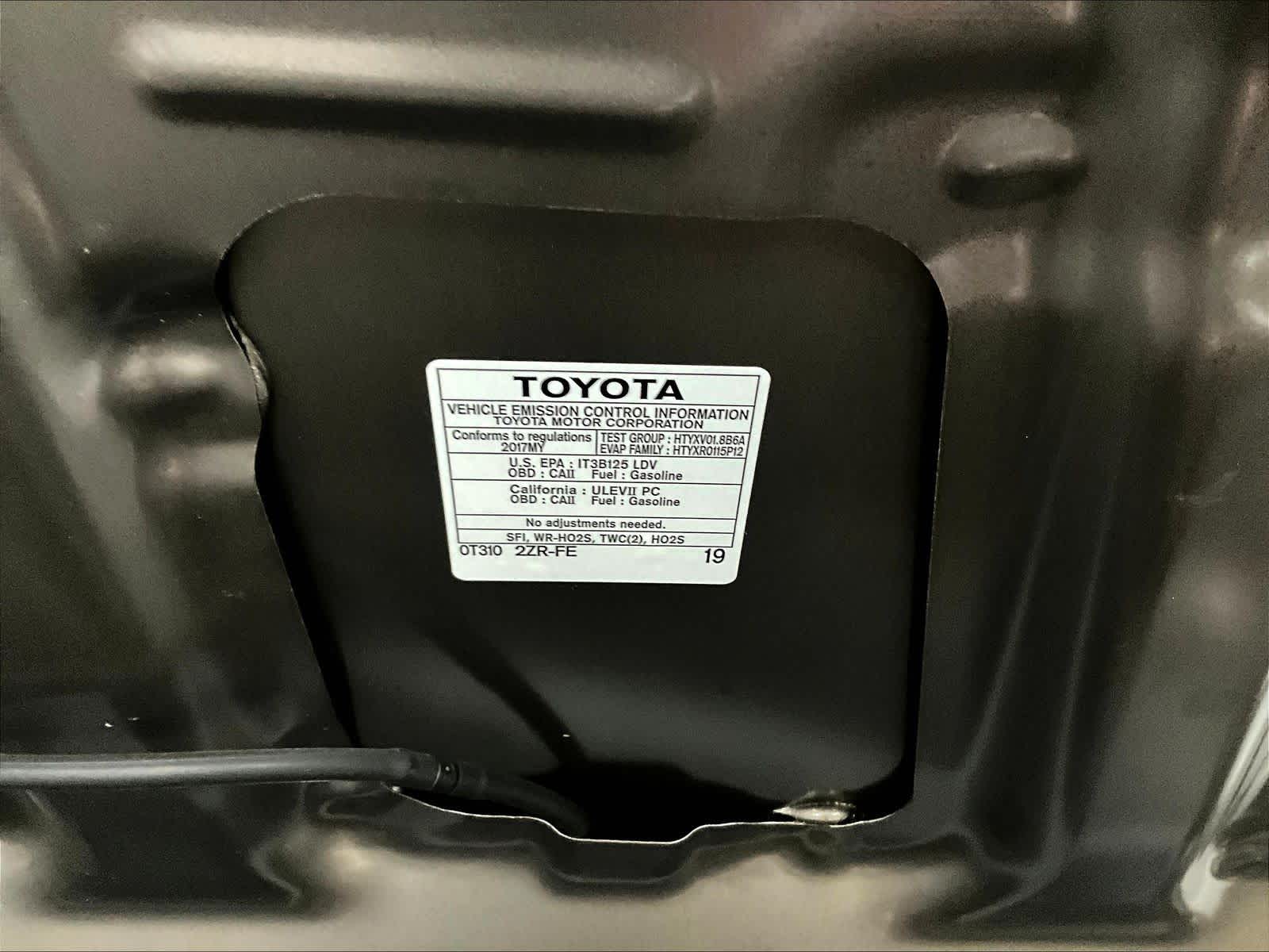 2017 Toyota Corolla LE - Photo 32