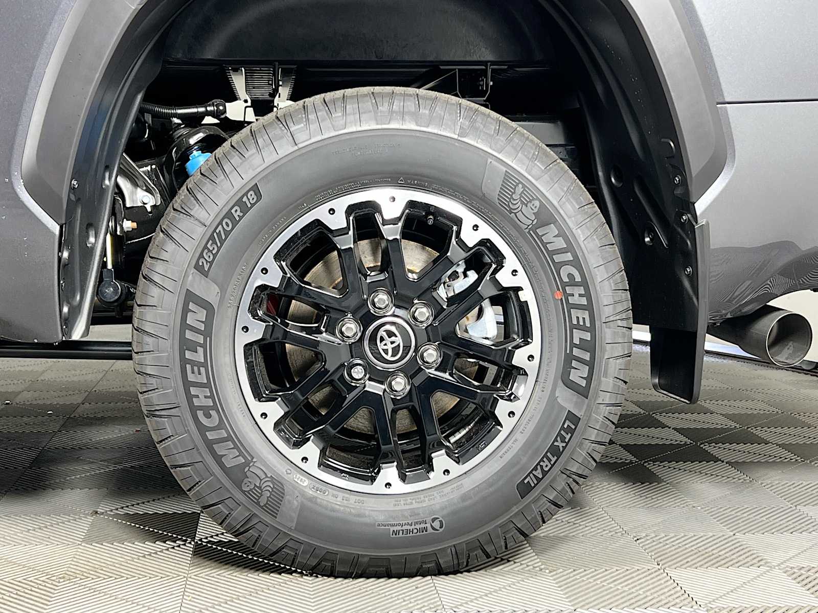 2025 Toyota Tundra SR5 - Photo 19